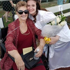 Meet your Posher, Mia